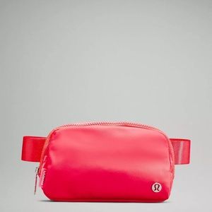 NWT Lululemon Belt Bag Pale Raspberry
